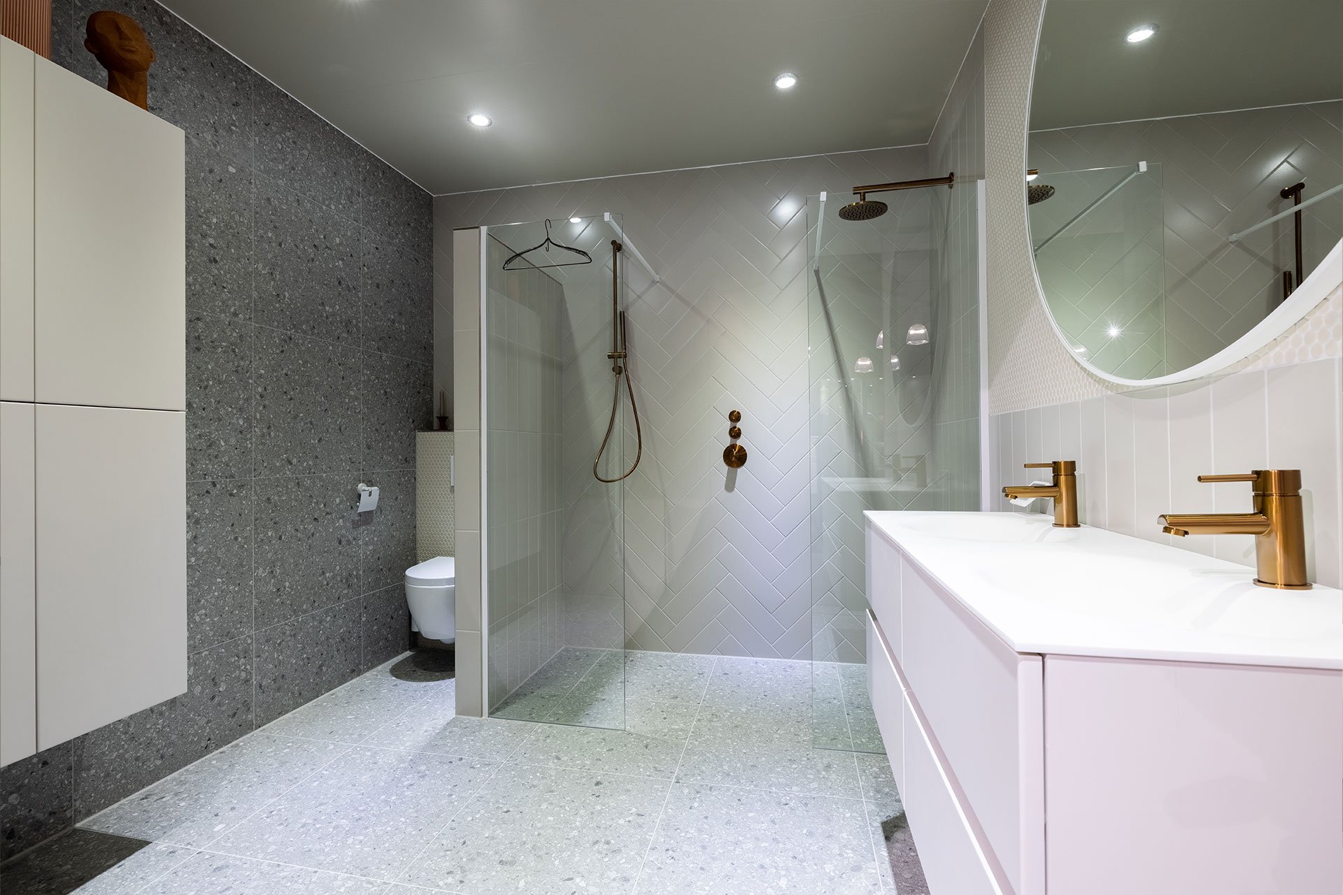 Système de douche à effet pluie Douchette set kit salle de bain repose-savon