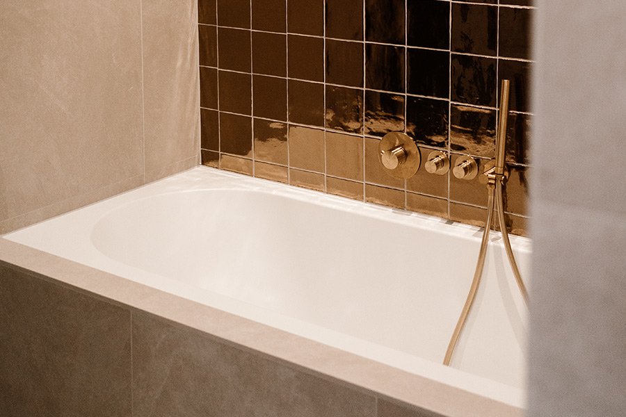 binnenkijken luxe badkamer Lisa