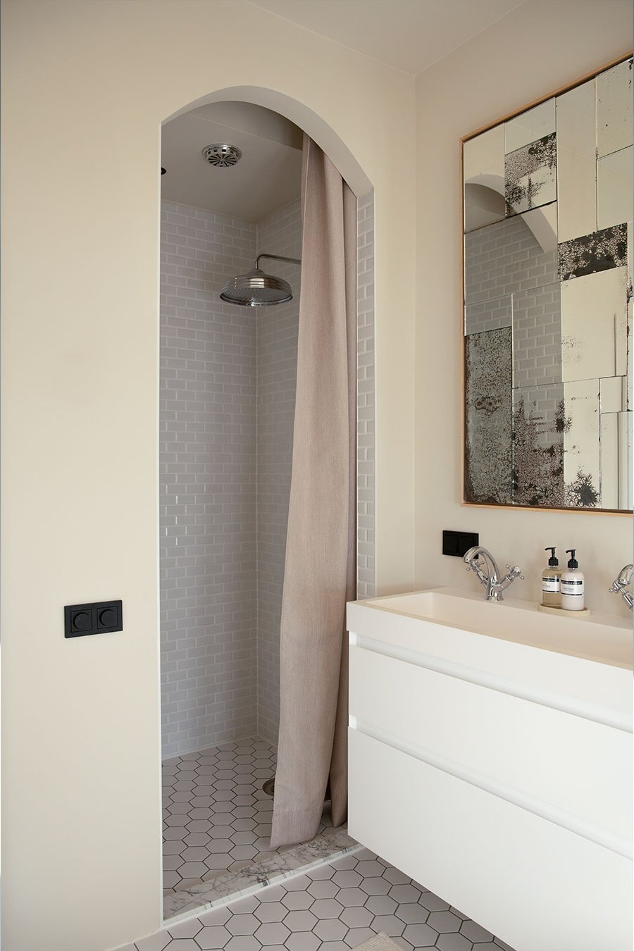 Salle de bains classique chez Maria Elena