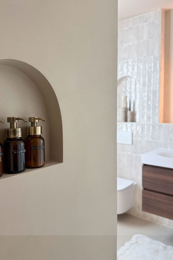 Niche en arc, Salle de bains de Marloes