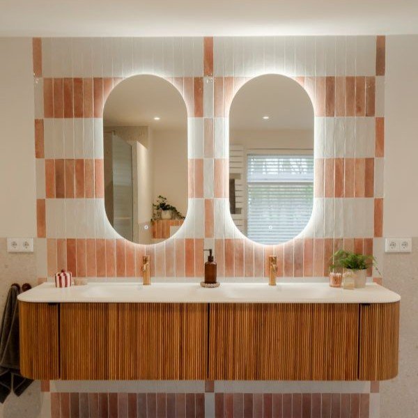 Miroirs aux formes arrondies