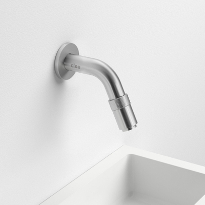 Clou Freddo 11 Robinet lave mains avec bec court et motage mural Inox brossé P9cm