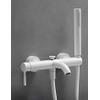 vtwonen Curve Robinet baignoire avec flexible et douchette Powder white SW374186 vtwonen Curve Robinet baignoire avec flexible et douchette Powder white SW374186