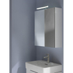 Laufen Base toiletkast 100x18.5x70cm met LED verlichting 2x 2-zijdige spiegeldeur 2 glazen legplanken en stopcontact hout/glas wit glanzend SW157438