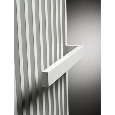 Vasco Arche VVR designradiator met vertikale buizen en handdoekbeugel rechts 1800x470mm 1050 watt wit