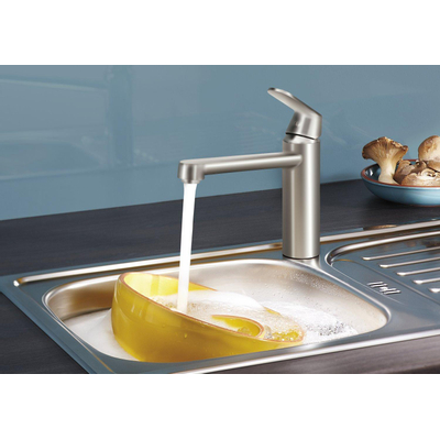 GROHE Eurosmart Cosmopolitan Robinet de cuisine avec bec medium Inox