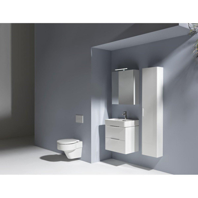 Laufen Base toiletkast 60x18.5x70cm met LED verlichting 2-zijdige spiegeldeur links 2 glazen legplanken en stopcontact hout/glas wit glanzend
