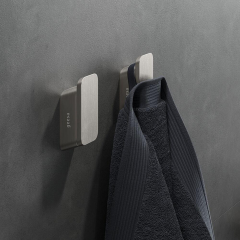 Geesa Shift Handdoekhaak medium RVS geborsteld SW641332