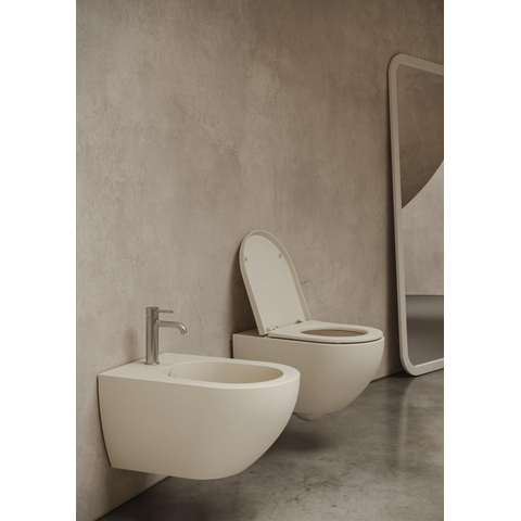 Royal Plaza Belbo wandcloset 55cm cycloneflush zonder spoelrand met zitting softclose kleur woud SHOWROOMMODEL SHOW25784