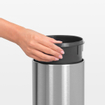 Brabantia Touch Bin Poubelle - mur - 3 litres - seau intérieur en plastique - acier mat SW237278