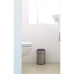 Brabantia Touch Bin Poubelle - mur - 3 litres - seau intérieur en plastique - acier mat résistant aux empreintes digitales SW237279