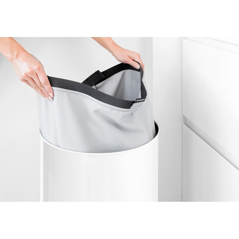 Brabantia Panier à linge 60L avec couvercle en liège et sac à linge amovible Blanc SW237308