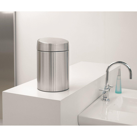 Brabantia Poubelle 5L avec seau intérieur synthétique Matt Steel Fingerprint Proof SW237288