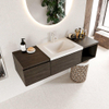 MONDIAZ BUKLA meuble de salle de bain 140 cm avec module ouvert 40 à droite couleur Marron Foncé avec 2 tiroirs. Lavabo CLOUD centre 1 trou de robinet couleur Talc. SW1381968