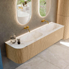 MONDIAZ KURVE-DLUX meuble de salle de bains 175cm avec module 25 L couleur chêne avec 2 tiroirs et 1 porte. Lavabo STOR SMALL double / droit sans trou de robinet couleur Frappe. SW1137413