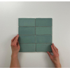 ÉCHANTILLON Terravito Galeno carreau mural - 7,5x15cm - 8,5mm - Rectangulaire - Vert mat SW736203