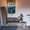 Mondiaz ALAN-DLUX Ensemble de meuble - 130cm - meuble Smoke mat - 2 tiroirs - Lavabo Cloud Lava suspendu - vasque Gauche - 0 trous de robinet SW808277