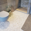 La mosaïque en pierre naturelle Mosaic Factory - 30,5x30cm - carrelage mural et de sol - Organique - Marbre Ivory Mat SW66198