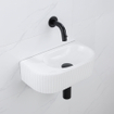 QeramiQ Fuente Ensemble de Lavabo - 40x21.5x12cm - strié - demi-rond - céramique - ensemble de robinet noir mat - bouchon de vidange - siphon abaissé - blanc brillant SW1233086