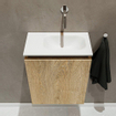 MONDIAZ TURE Kit lave-mains - 40x23x50cm - 0 trous de robinet - 1 porte - chêne blanchi mat - Lavabo à droite - Solid Surface Blanc SW475123