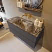 Mondiaz VICA-DLUX ensemble de meuble de salle de bain - 110cm - meuble sous-vasque gris foncé - 2 tiroirs - lavabo encastré cloud milieu - sans trous de robinet - miroir modèle spot - version XL 60cm haut - lave SW1098121