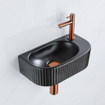 QeramiQ Fuente Ensemble pour lave-mains - 40x21.5x12cm - droit - rainuré - demi-rond - 1 trou de robinet - céramique - robinet de lave-mains cuivre brossé - bouchon de vidage - siphon abaissé - noir mat SW1233043