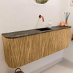 Mondiaz JOYA-DLUX 123.2cm toiletmeubel - ronding links en rechts kleur Oak - Wastafel FAYE positie Midden Zonder kraangat kleur Lava. SW1422100