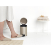 Brabantia Newicon poubelle à pédale3 litres avec seau intérieur en plastique champagne SW538277