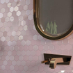 The Mosaic Factory Valencia mozaïektegel - 27.6x32.9cm - wandtegel - Zeshoek/Hexagon - Gerecycled glas Pink mat/glans RESTPARTIJ 1 m2 (1 doos met 11 matjes) - OUTLET UDEN STORE28047