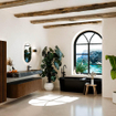 MONDIAZ THOR-DLUX 170cm badmeubel ronding links + rechts kleur Walnut met 1 lade en 2 deuren. Vrijhangende wastafel CLOUD Rechts 1 kraangat kleur Lava. SW1465599