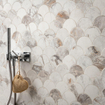 Terravito Bezino wandtegel - 30x30cm - 10mm - Visschub - Marmerlook - Wit mat SW706228