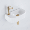 QeramiQ Fuente Ensemble de lavabo - 40x21.5x12cm - gauche - nervuré - demi-rond - 1 trou de robinet - céramique - robinet de lave-mains laiton brossé - bouchon de vidage - siphon abaissé - blanc mat SW1233024