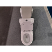 GO by Van Marcke Gustav PACK staand toilet H uitgang 18 cm reservoir met Geberit spoelmechanisme porselein wit met dunne softclose en takeoff zitting SW288583