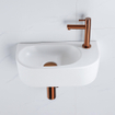 QeramiQ Fuente Fonteinset - 40x21.5x12cm - rechts - glad - halfrond - 1 kraangat - keramiek - fonteinkraan geborsteld koper - afvoerplug - verlaagd sifon - wit mat SW1232836