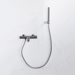 Fortifura Calvi Thermostatische badkraan - met staafhanddouche handdouchehouder en gladde doucheslang - PVD - geborsteld gunmetal (antraciet) SW811959
