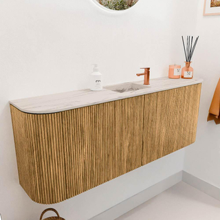 Mondiaz JOYA-DLUX 113.2cm toiletmeubel - ronding links en rechts kleur Oak - Wastafel FAYE positie Midden 1 kraangat kleur Nata.