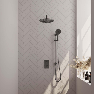 Brauer Gunmetal Carving Douche pluie thermostatique avec pommeau 30cm et bras mural courbé 40cm et douchette Rond 3 jet flexible lisse avec coude mural Gunmetal brossé PVD