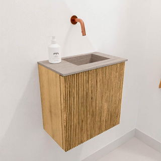 Mondiaz JOYA-DLUX 40cm toiletmeubel - kleur Oak - Wastafel FAYE positie Rechts Zonder kraangat kleur Saba.