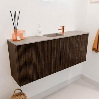 Mondiaz JOYA-DLUX 100cm toiletmeubel - kleur Walnut - Wastafel FAYE positie Midden 1 kraangat kleur Saba.