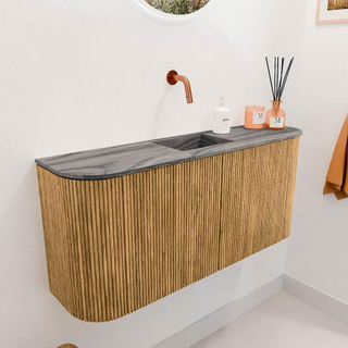 Mondiaz JOYA-DLUX 93.2cm toiletmeubel - ronding links en rechts kleur Oak - Wastafel FAYE positie Midden Zonder kraangat kleur Sombra.