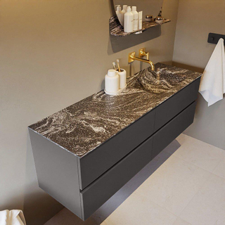 Mondiaz VICA-DLUX ensemble de meuble de salle de bain - 150cm - meuble sous-vasque gris foncé - 4 tiroirs - lavabo encastré cloud droite - sans trous de robinet - miroir modèle spot - version XL 60cm de haut - lave