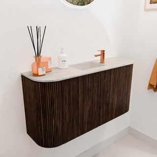 Mondiaz JOYA-DLUX 83.2cm toiletmeubel - ronding links en rechts kleur Walnut - Wastafel FAYE positie Midden 1 kraangat kleur Ostra.