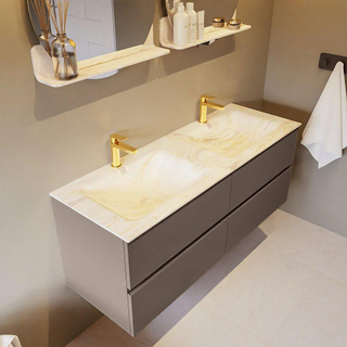 Mondiaz VICA-DLUX Ensemble de meuble de salle de bain - 130cm - meuble sous-vasque fumée - 4 tiroirs - lavabo encastré nuage double - 2 trous de robinet - version haute de 60cm - ostra