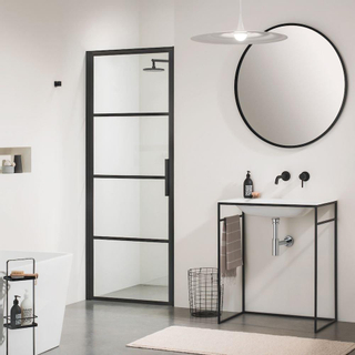 Sealskin Soho 1-delige deur linker versie voor nis of zijwand 90x210cm zwart-helder glas met zijwand 90 cm zwart-helder glas