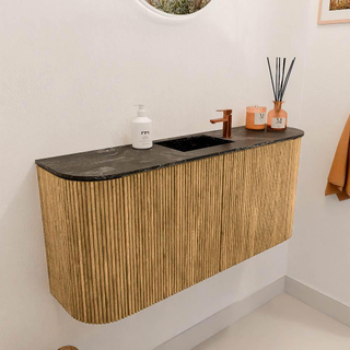 Mondiaz JOYA-DLUX 93.2cm toiletmeubel - ronding links en rechts kleur Oak - Wastafel FAYE positie Midden 1 kraangat kleur Lava.