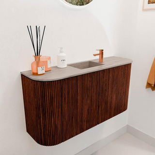 Mondiaz JOYA-DLUX 83.2cm toiletmeubel - ronding links en rechts kleur Ruby - Wastafel FAYE positie Midden 1 kraangat kleur Saba.