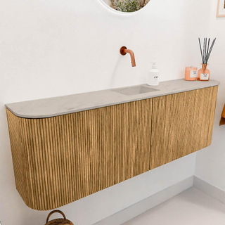 Mondiaz JOYA-DLUX 123.2cm toiletmeubel - ronding links en rechts kleur Oak - Wastafel FAYE positie Midden Zonder kraangat kleur Opalo.