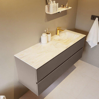 Mondiaz VICA-DLUX ensemble de meuble de salle de bain - 130cm - meuble sous-vasque fumée - 2 tiroirs - lavabo encastré nuage droite - 1 trou de robinet - version haute 60cm - ostra