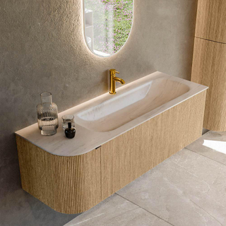 MONDIAZ KURVE-DLUX 135cm badmeubel ronding Links kleur Oak met 1 lade en 1 deur. Wastafel BIG MEDIUM Rechts 1 kraangat Meli.