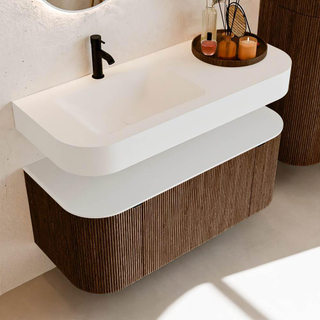 MONDIAZ THOR 110cm meuble de salle de bains arrondi gauche + droite couleur Walnut avec 1 tiroir et 2 portes. Vasque suspendue CLOUD gauche 1 trou de robinet couleur Talc.